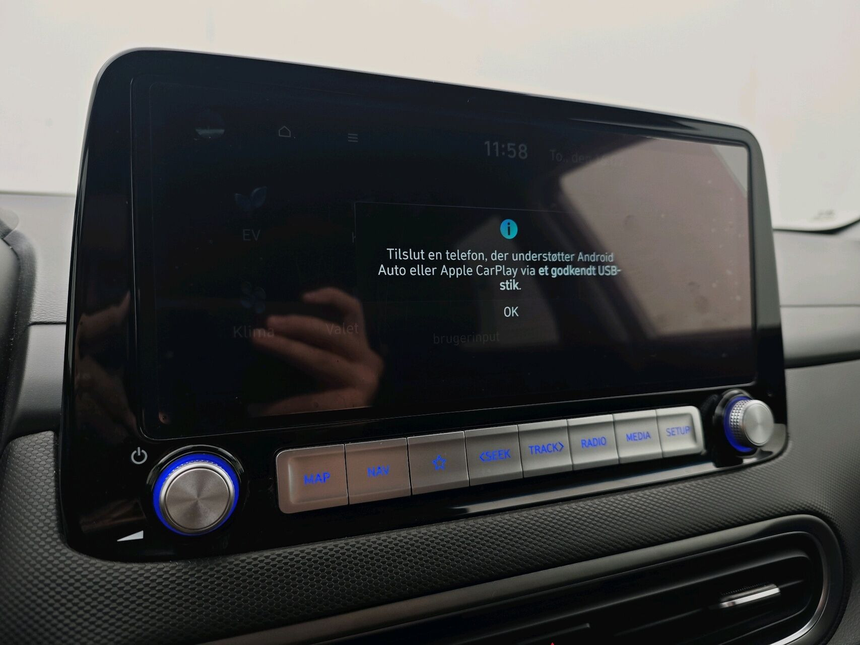 Hvid Hyundai Kona fra 2023