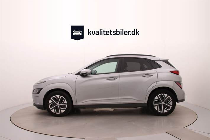 Sølv Hyundai Kona fra 2023