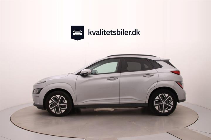 Sølv Hyundai Kona fra 2023