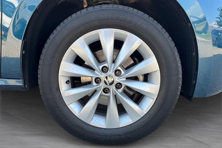 Blå Skoda Kamiq fra 2021