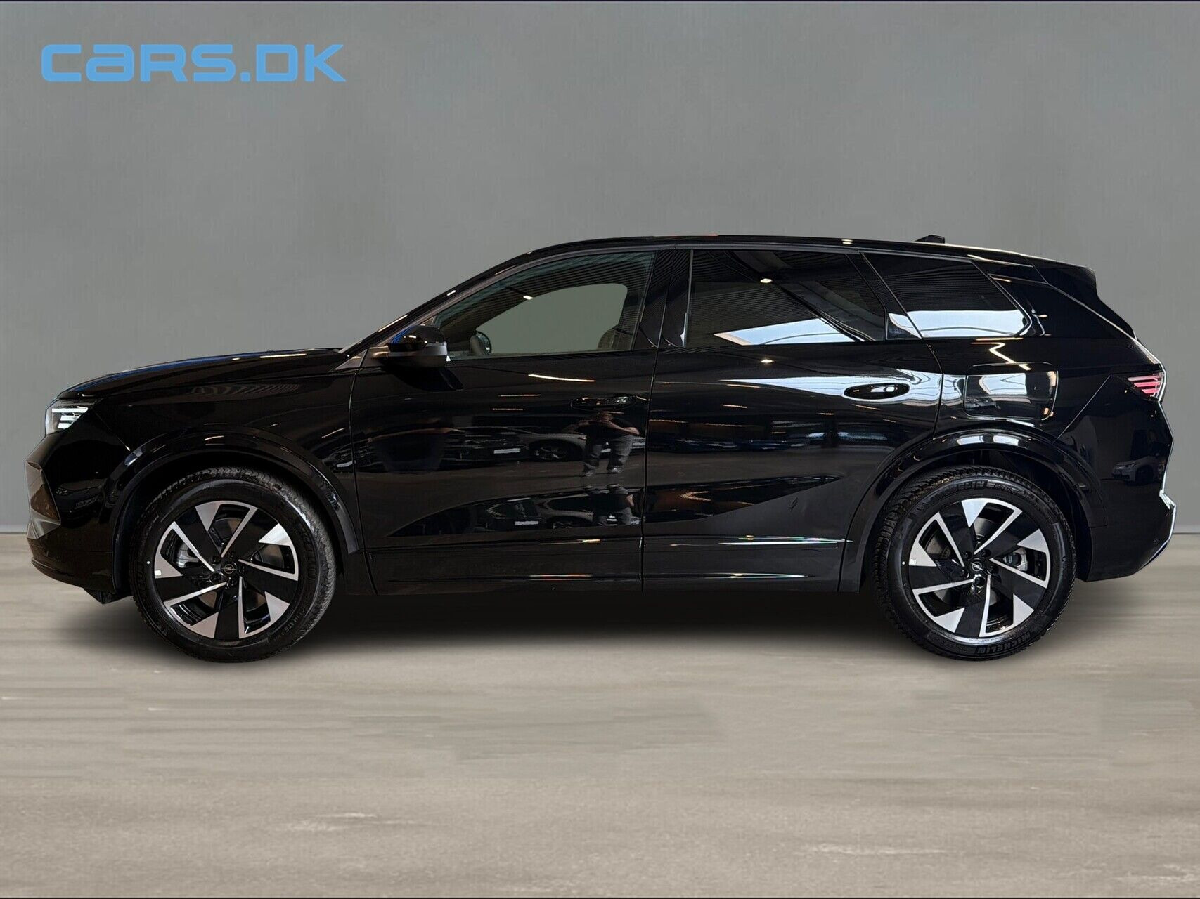 Sort Opel Grandland fra 2026