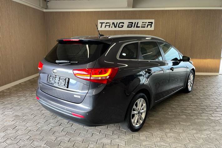 Sort Kia Ceed fra 2016