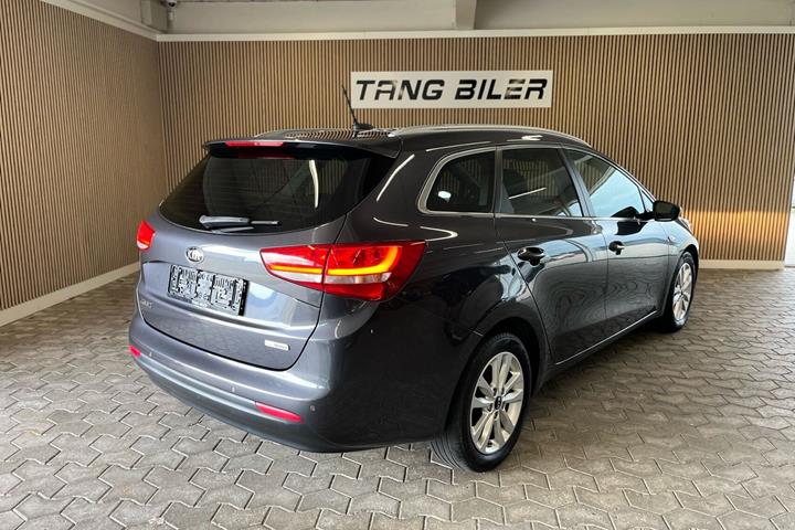 Sort Kia Ceed fra 2016