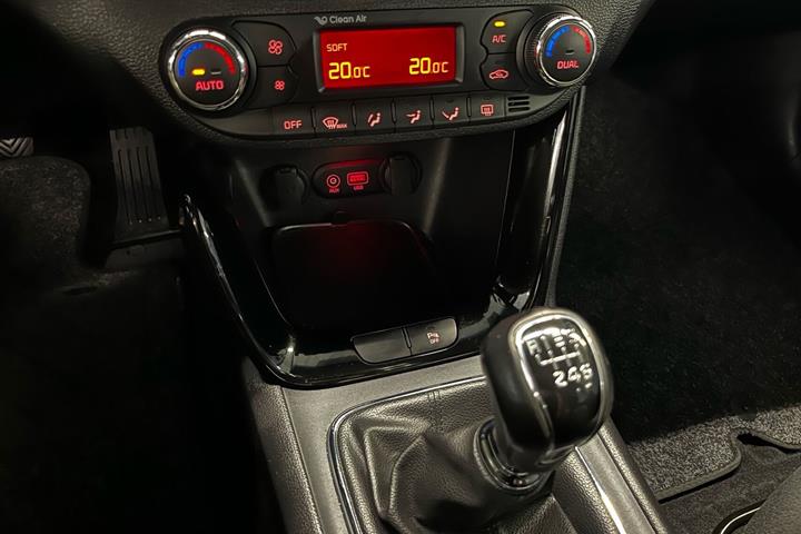 Sort Kia Ceed fra 2016