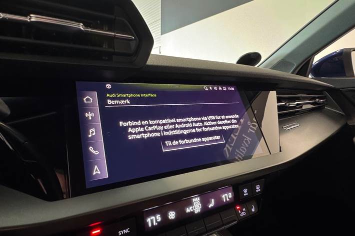 Blå Audi A3 fra 2021