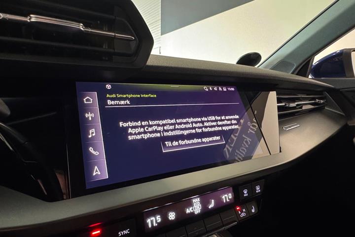 Blå Audi A3 fra 2021