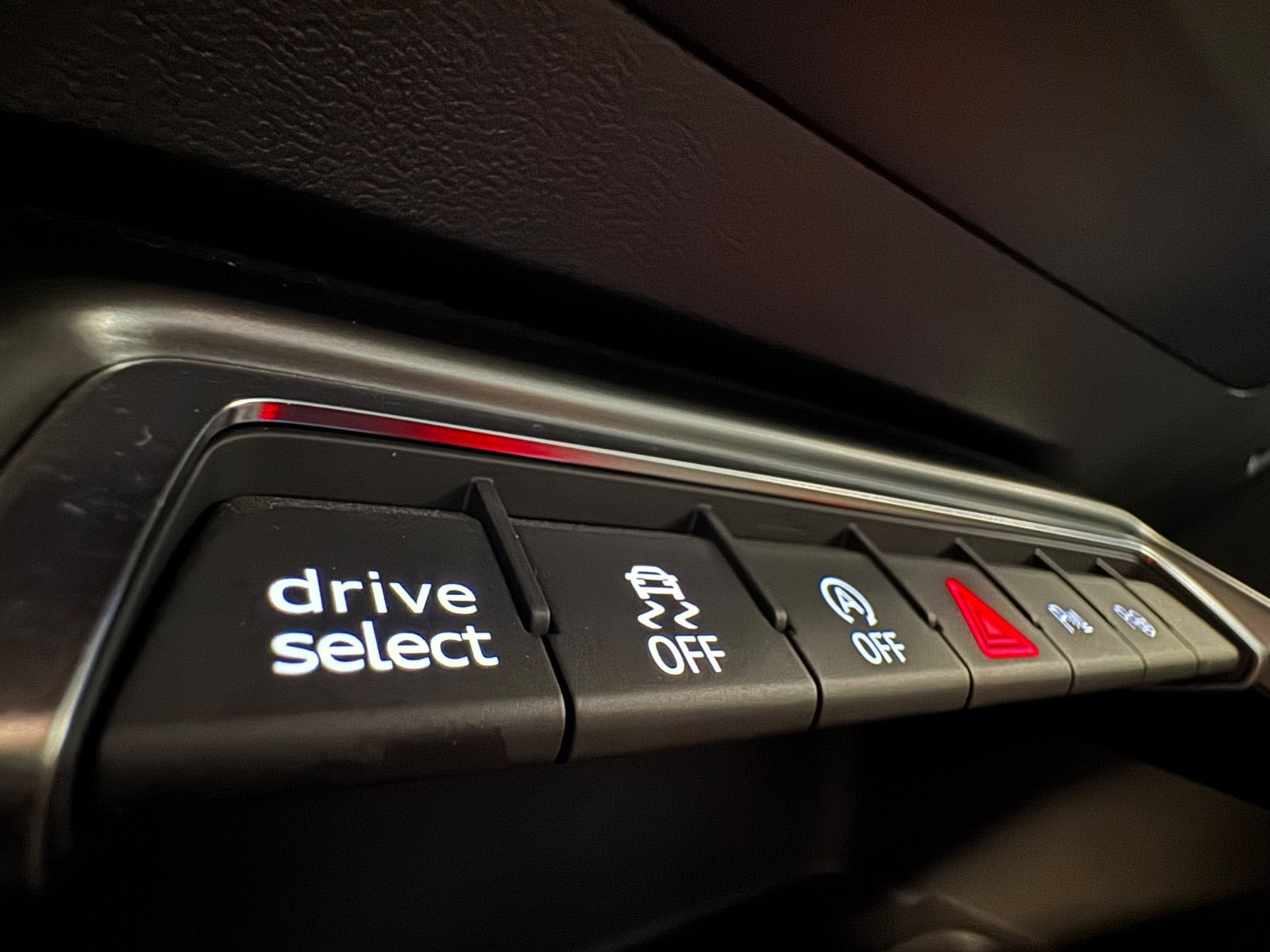 Blå Audi A3 fra 2021