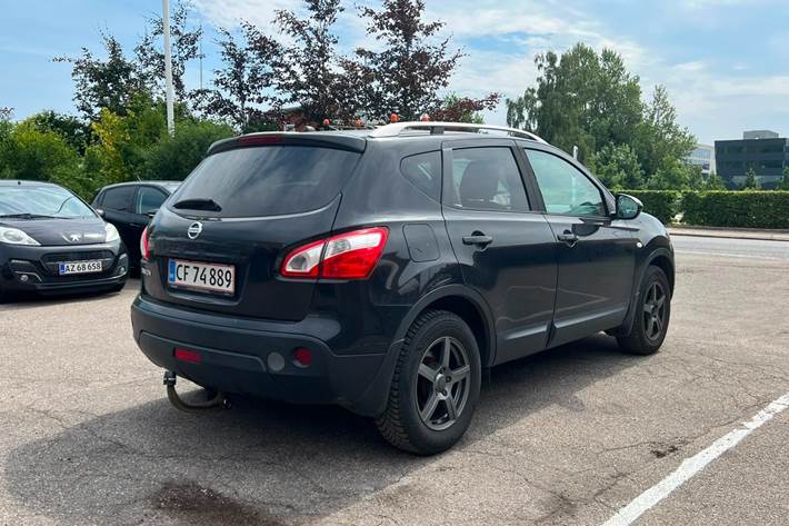 undefined Nissan Qashqai fra 2010