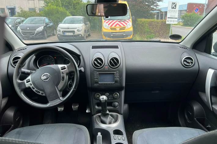 undefined Nissan Qashqai fra 2010