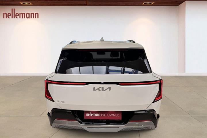 Hvid Kia EV5 fra 2026