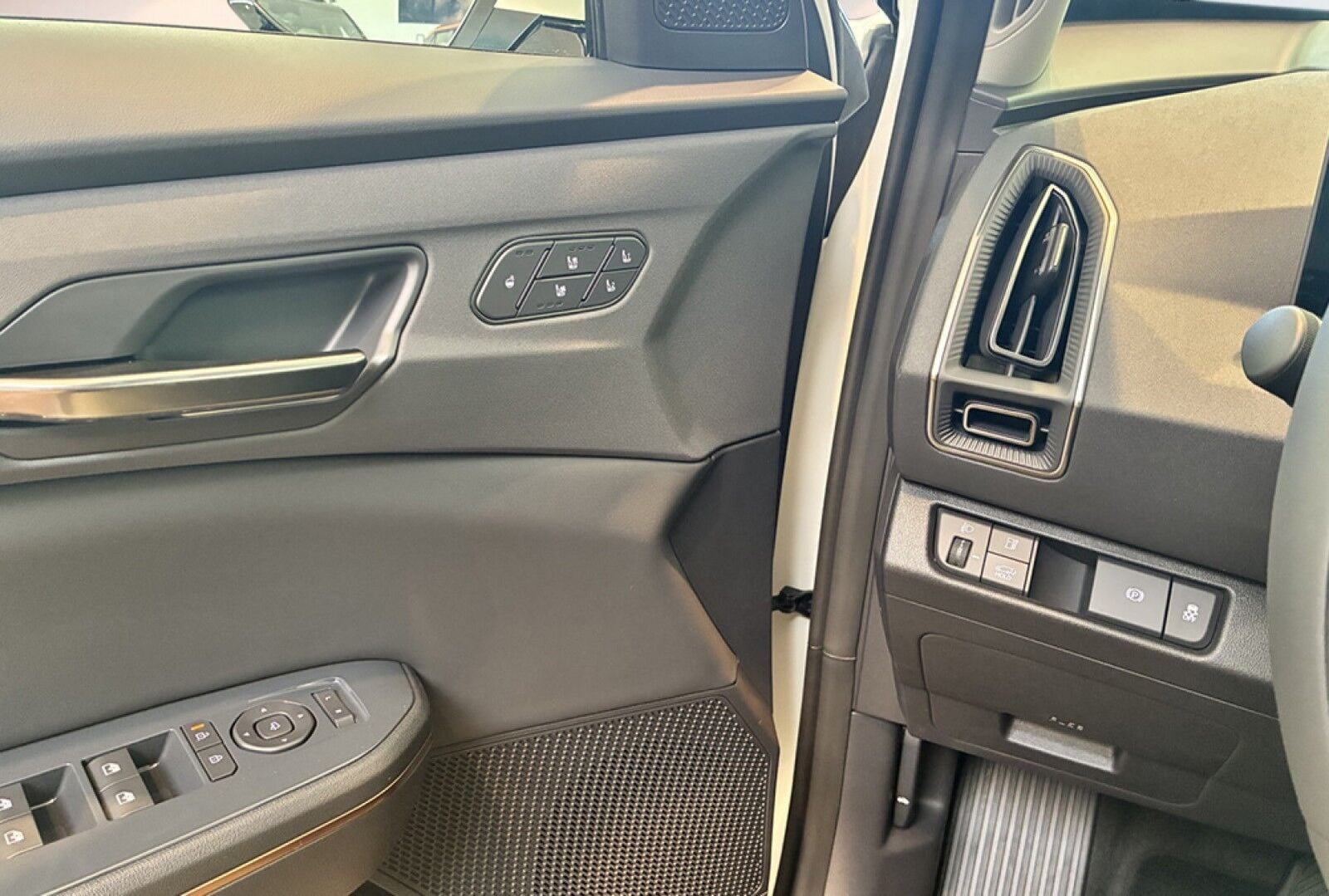 Hvid Kia EV5 fra 2026