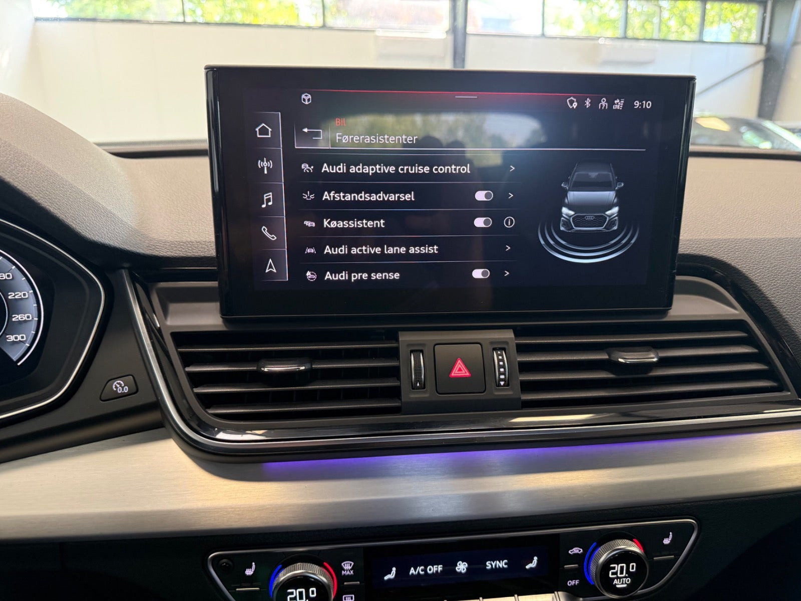 Grå Audi Q5 fra 2021