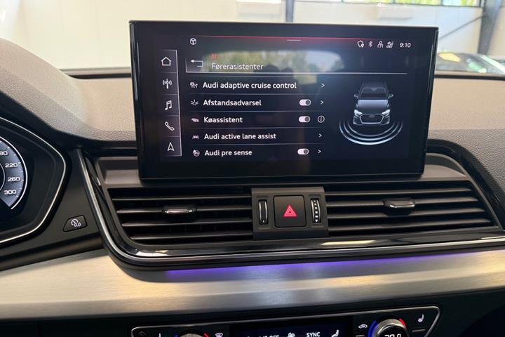 Grå Audi Q5 fra 2021