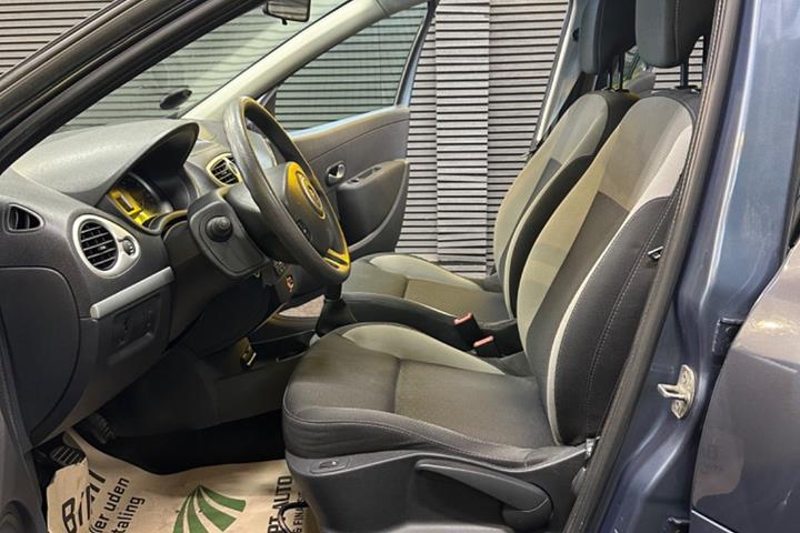 undefined Renault Clio III fra 2011