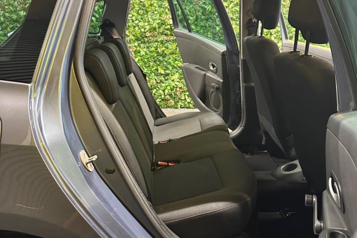 undefined Renault Clio III fra 2011