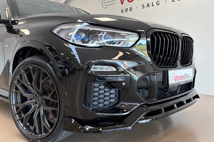 Sort BMW X5 fra 2020