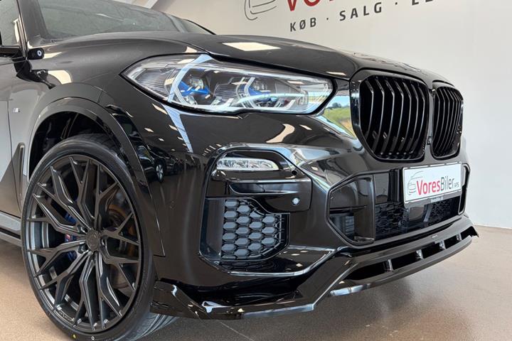 Sort BMW X5 fra 2020
