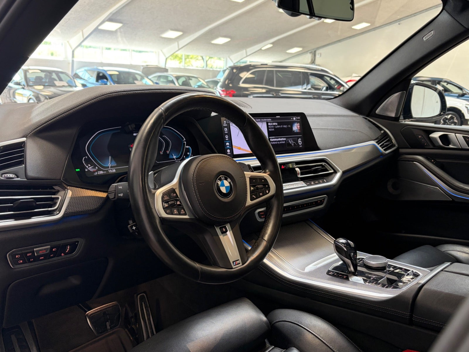 Sort BMW X5 fra 2020