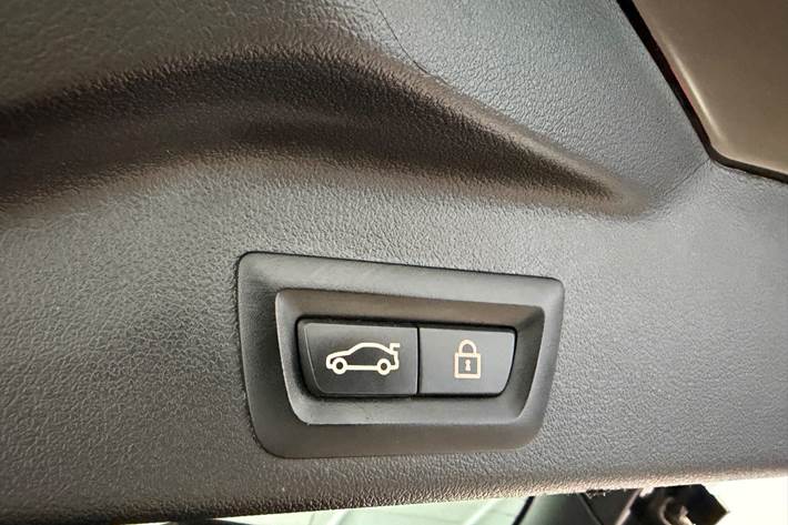 Sort BMW X5 fra 2020