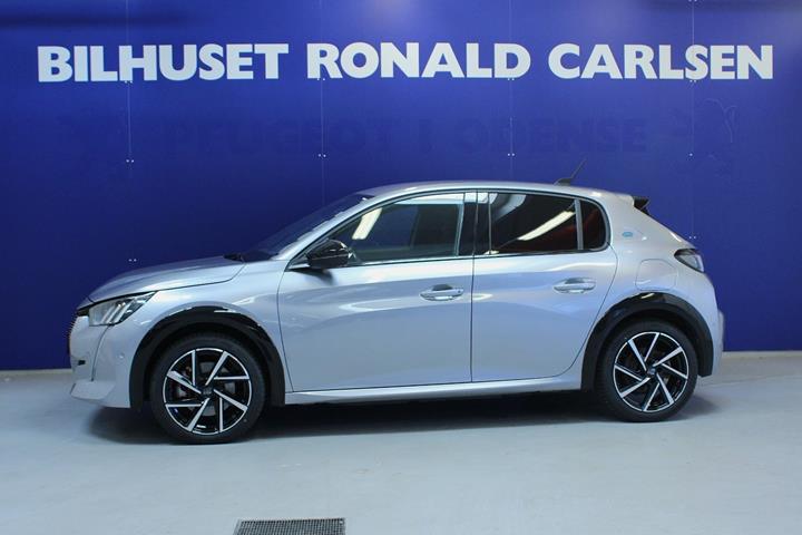 Sølv Peugeot e-208 fra 2023