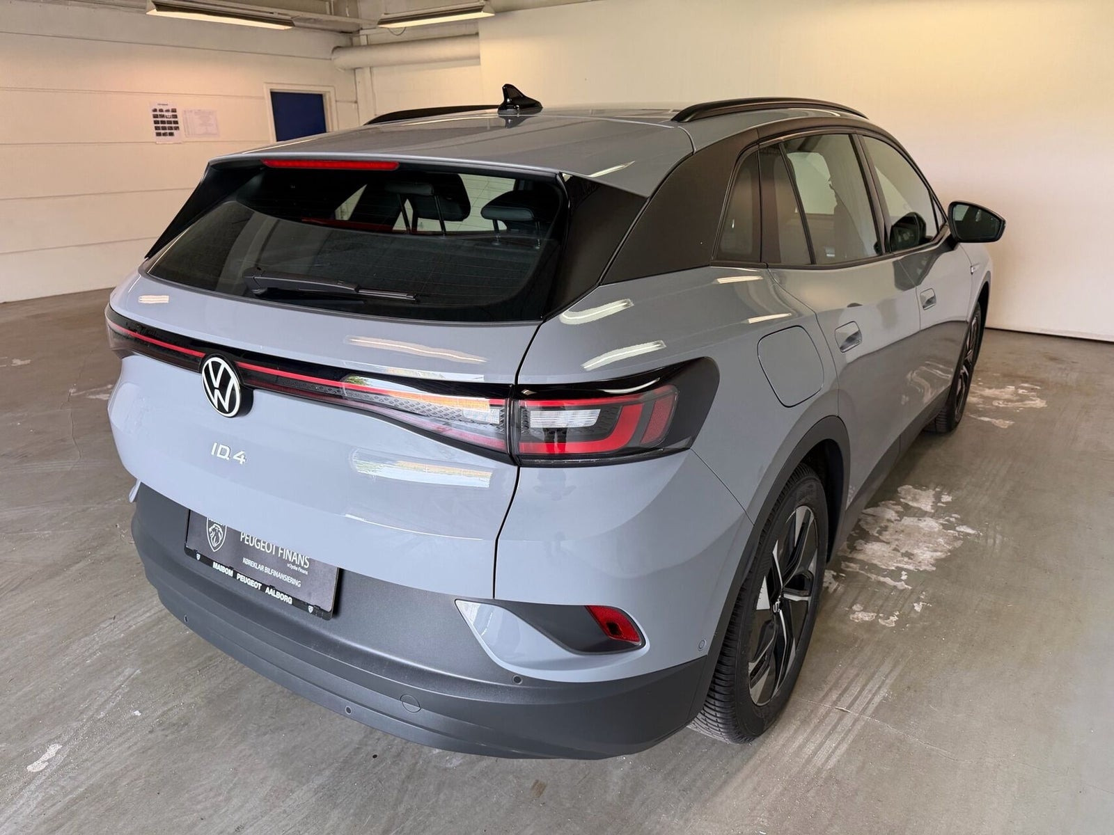 Grå VW ID.4 fra 2024