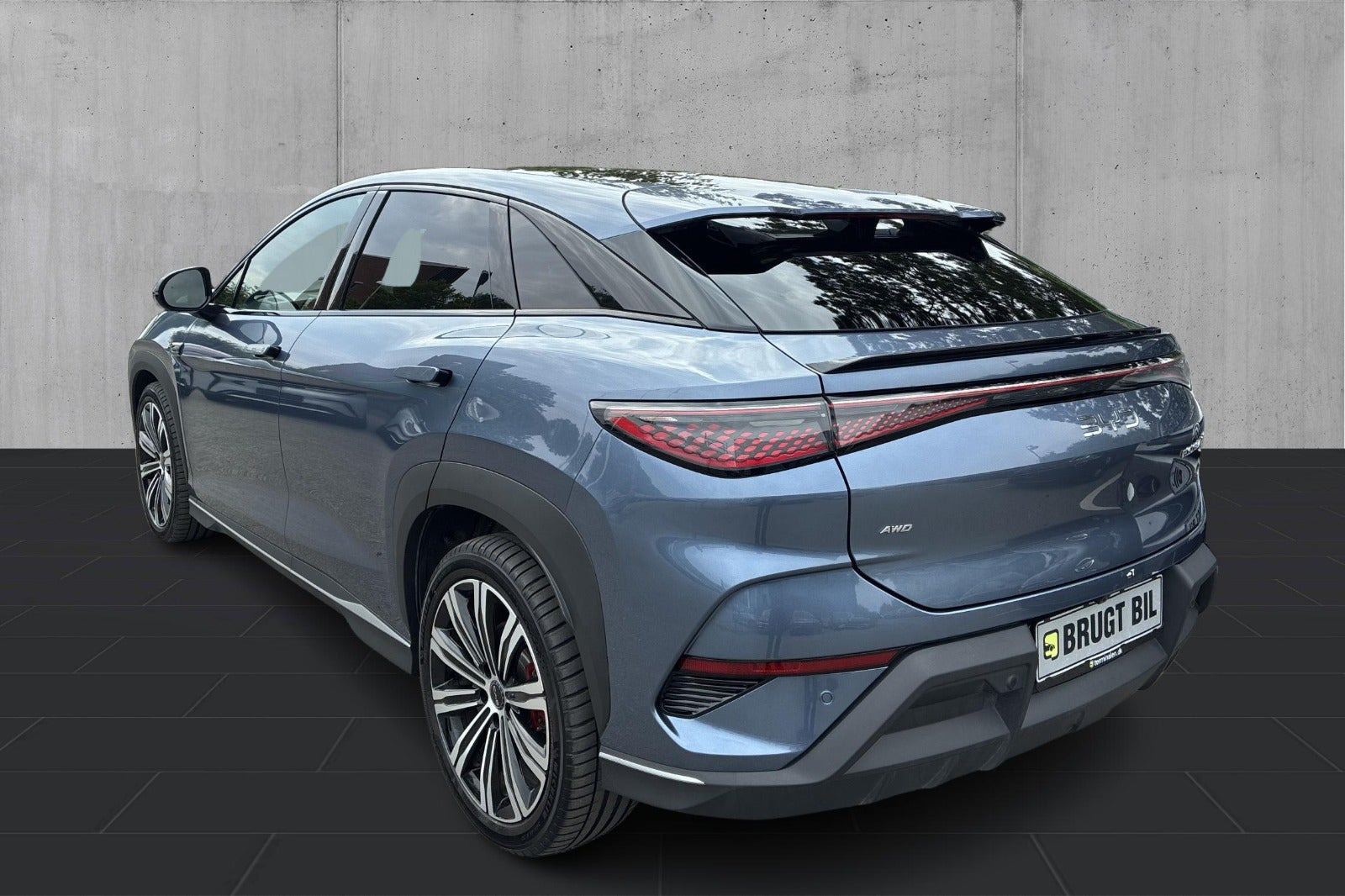 Blå BYD Sealion 7 fra 2024