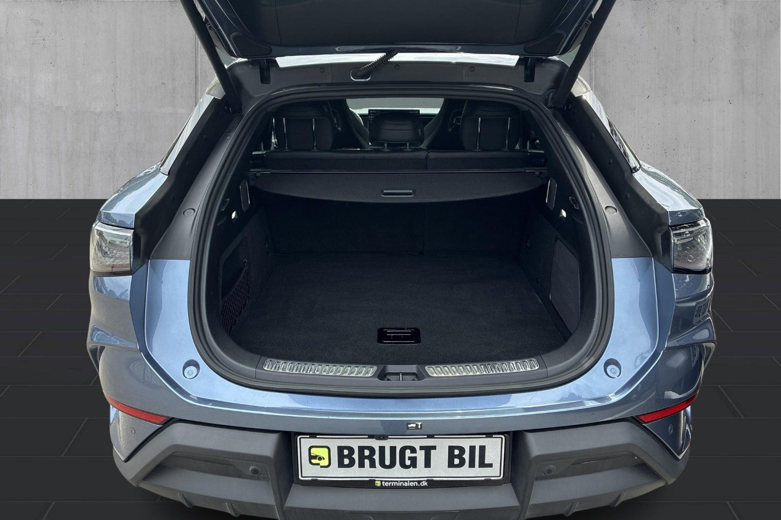 Blå BYD Sealion 7 fra 2024