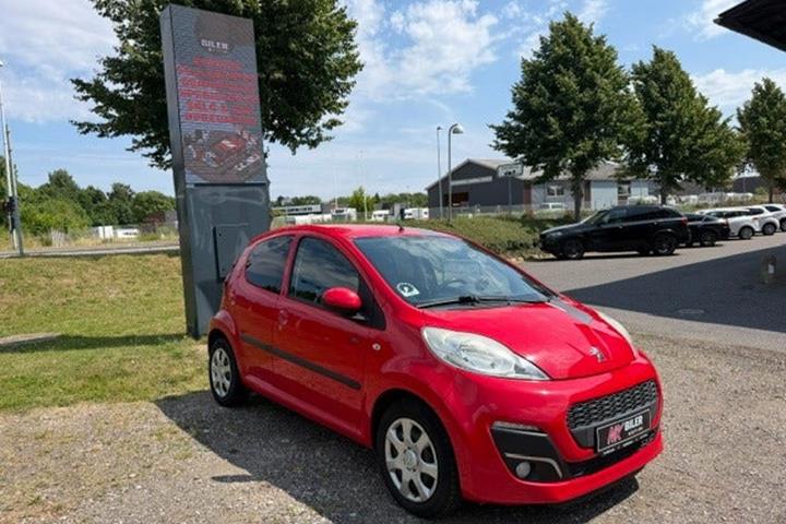 undefined Peugeot 107 fra 2007 set udefra