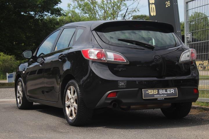 Sort Mazda 3 fra 2010