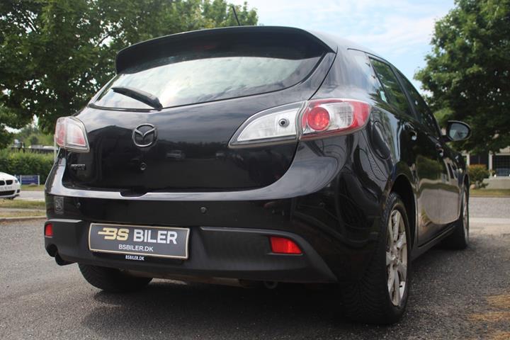 Sort Mazda 3 fra 2010