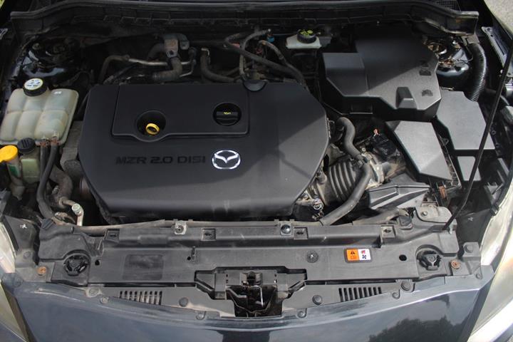 Sort Mazda 3 fra 2010
