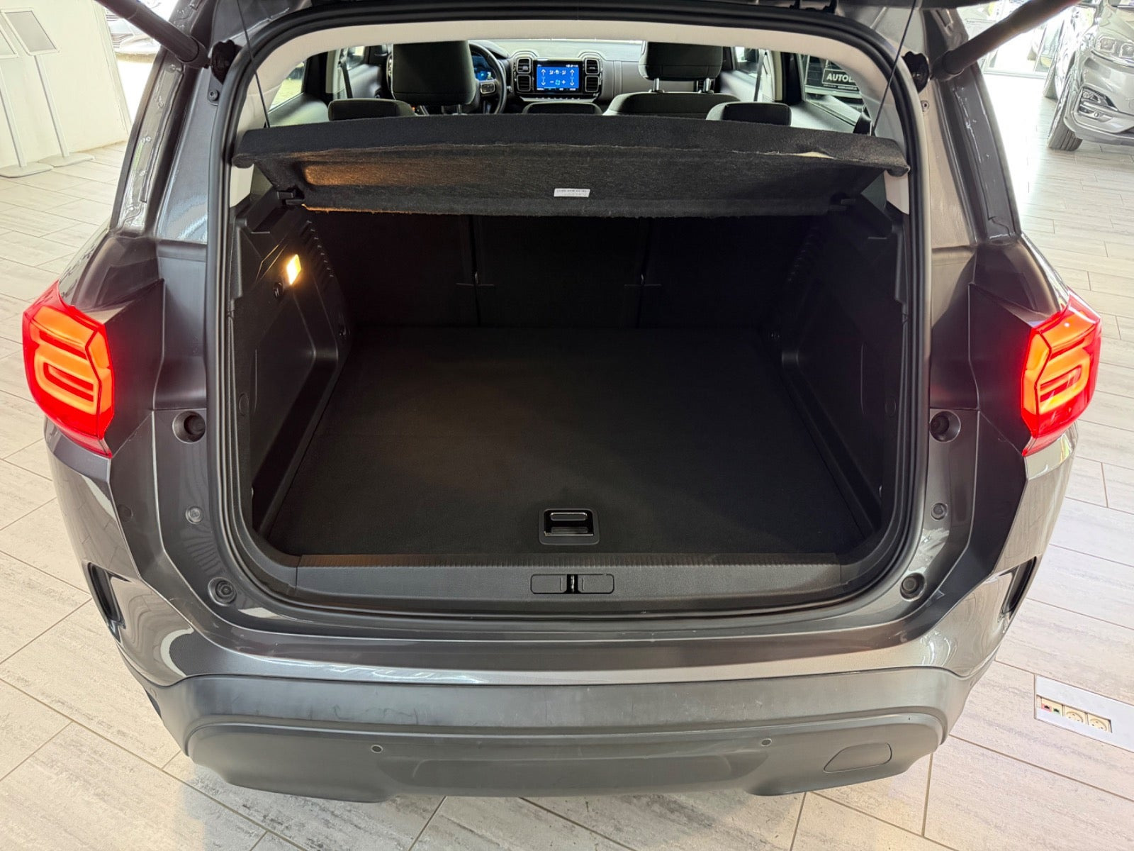 Grå Citroën C5 Aircross fra 2020