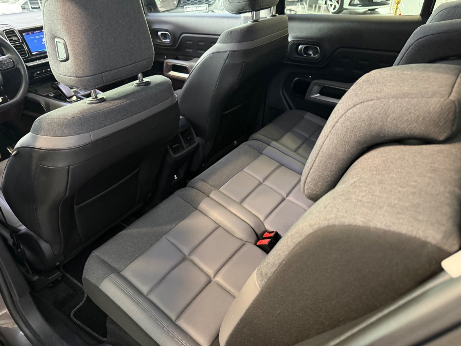 Grå Citroën C5 Aircross fra 2020