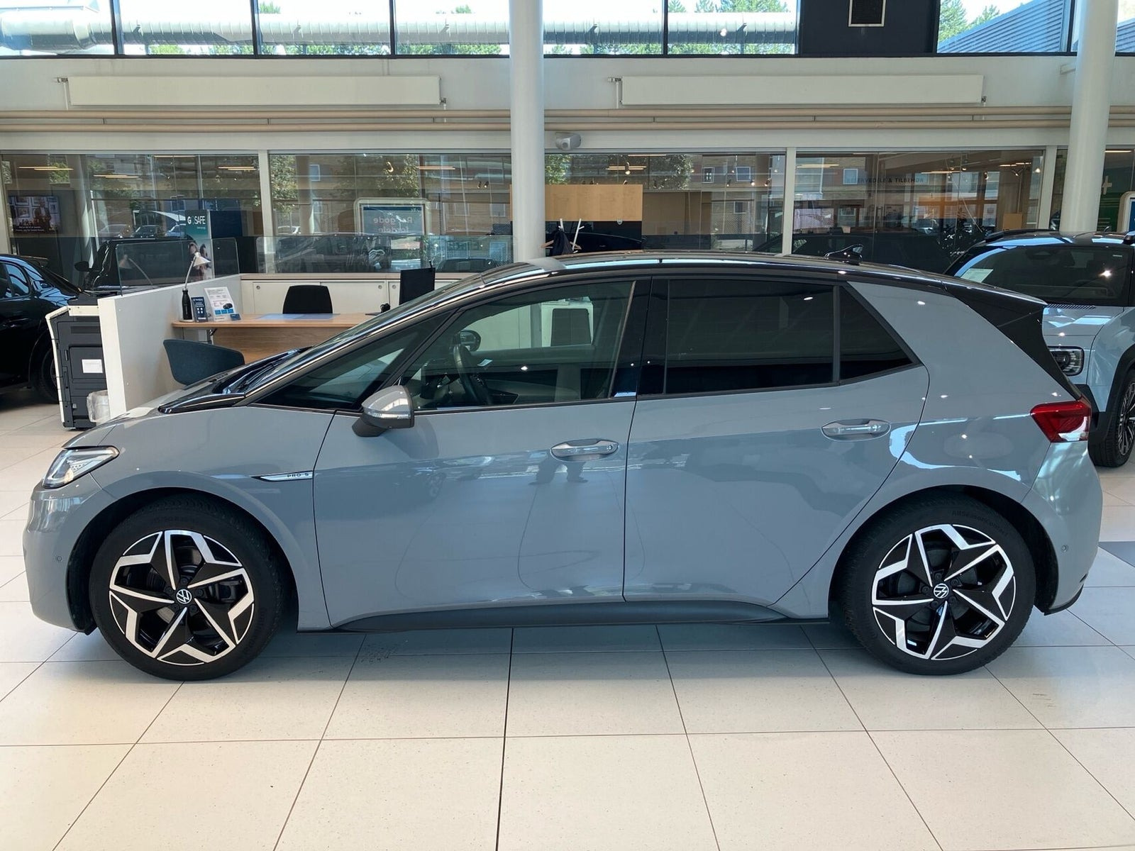 Grå VW ID.3 fra 2023