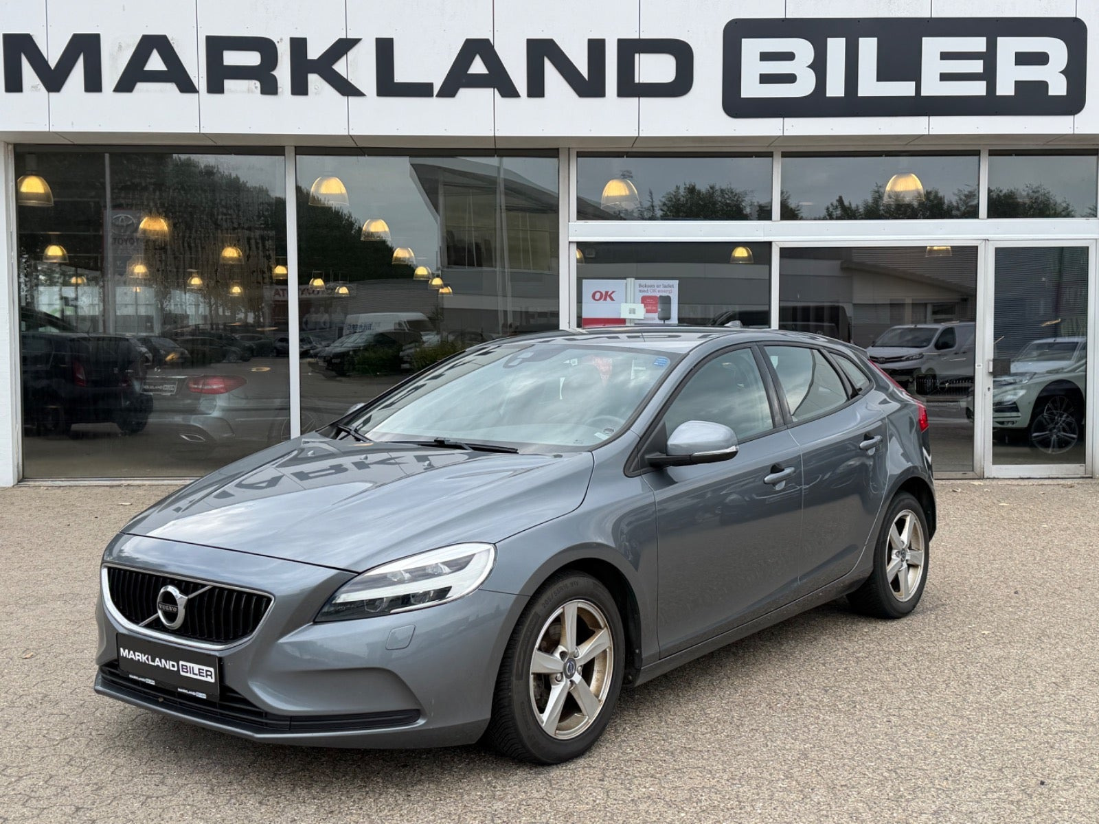Volvo V40 2,0 D2 120 Momentum