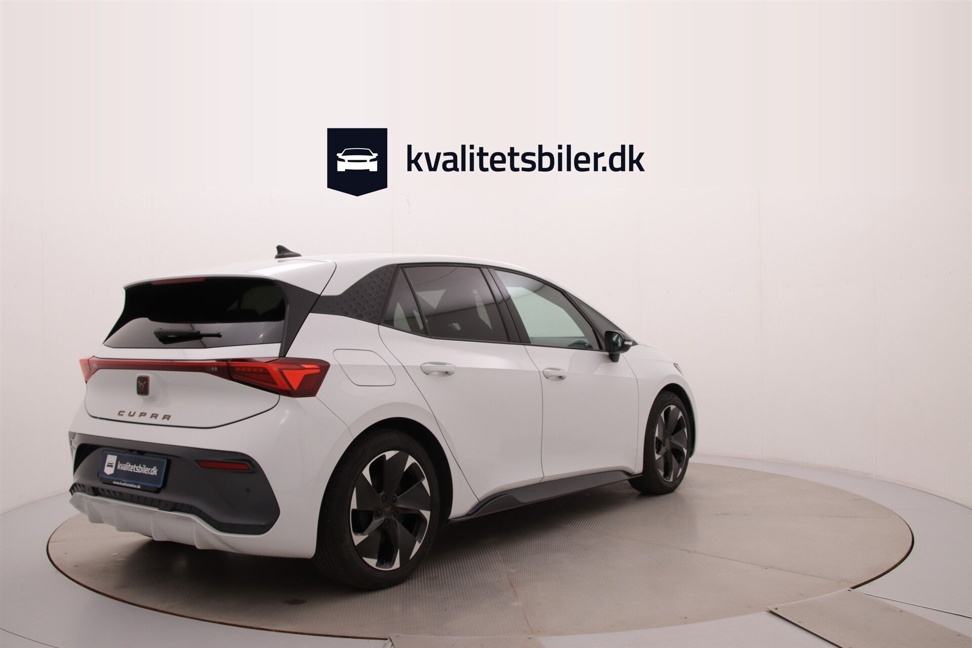 Hvid Cupra Born fra 2024