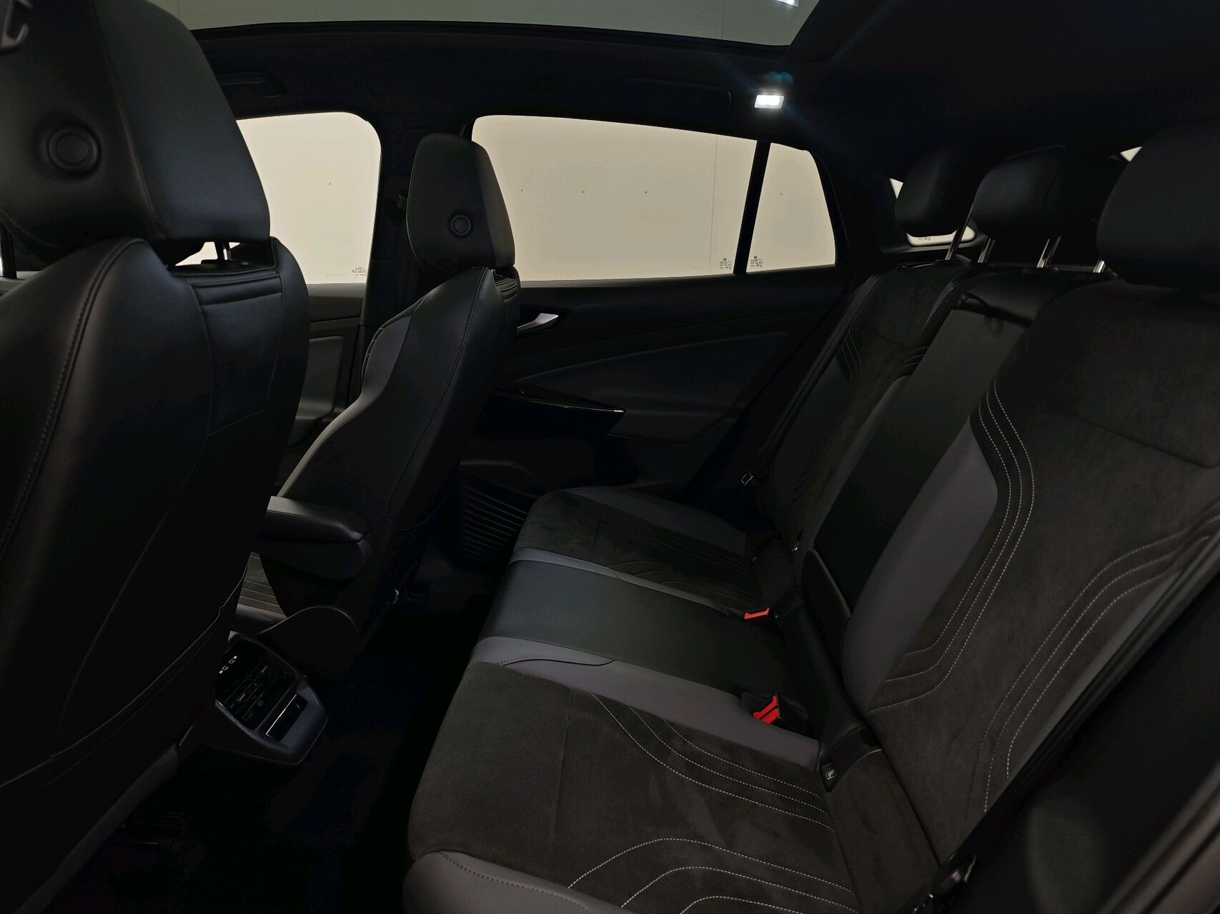 Sort VW ID.5 fra 2023