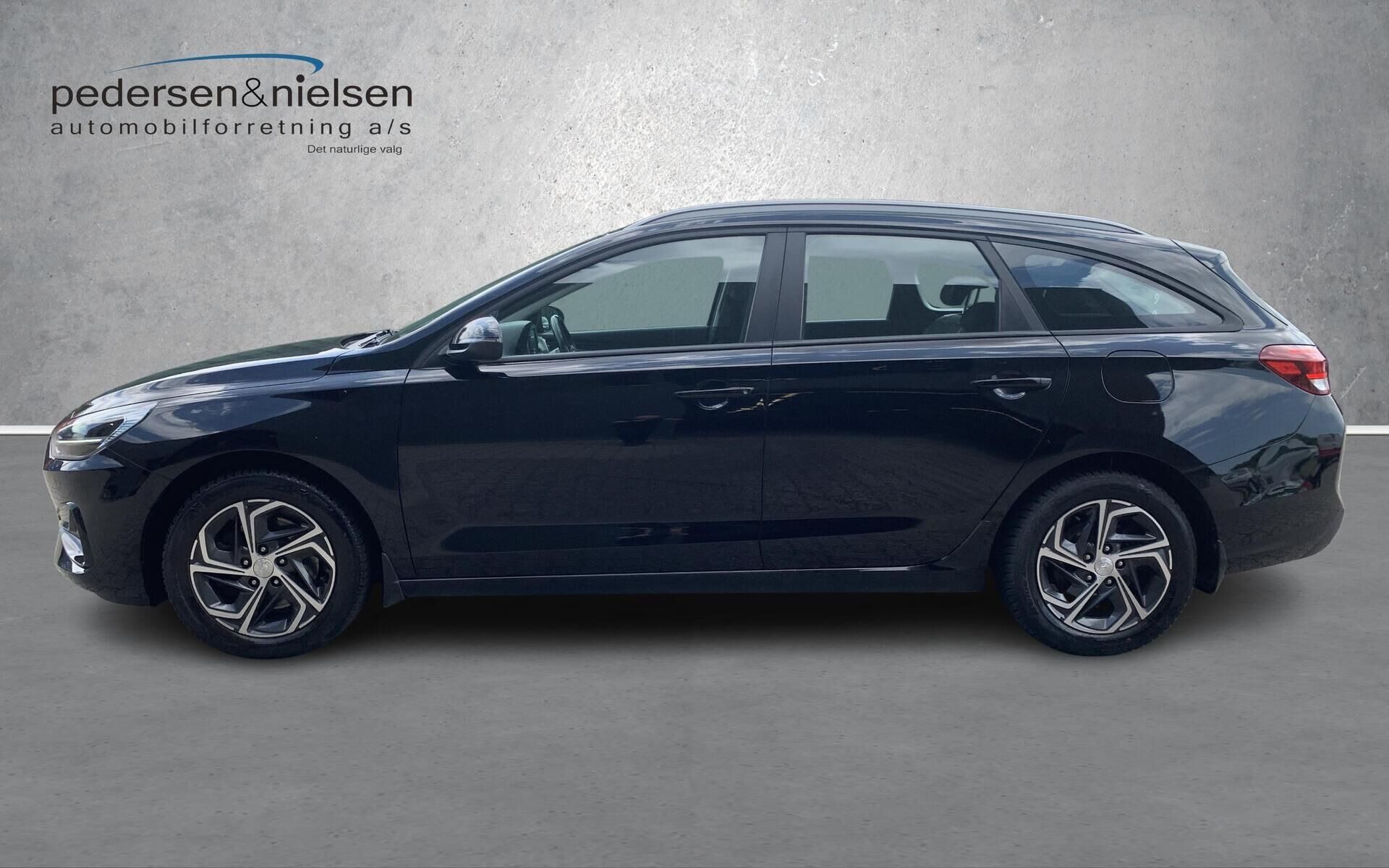Sort Hyundai i30 fra 2022