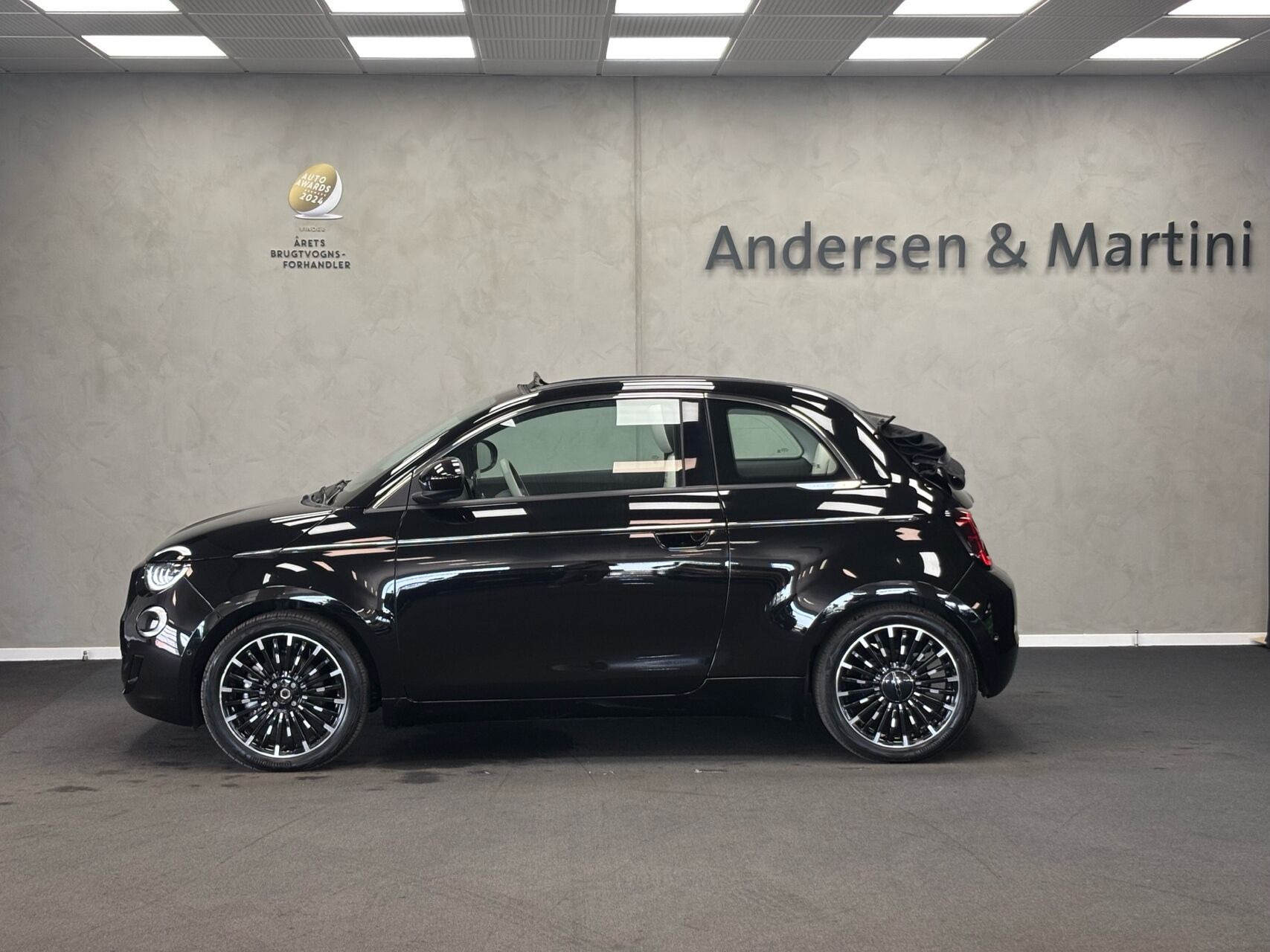 Sort Fiat 500e fra 2023
