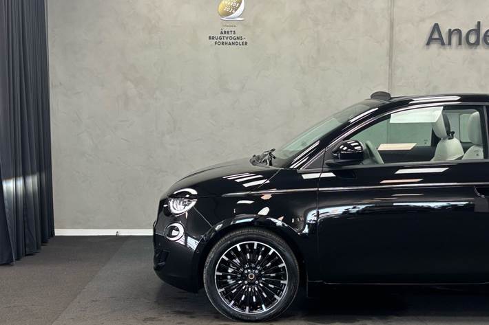 Sort Fiat 500e fra 2023