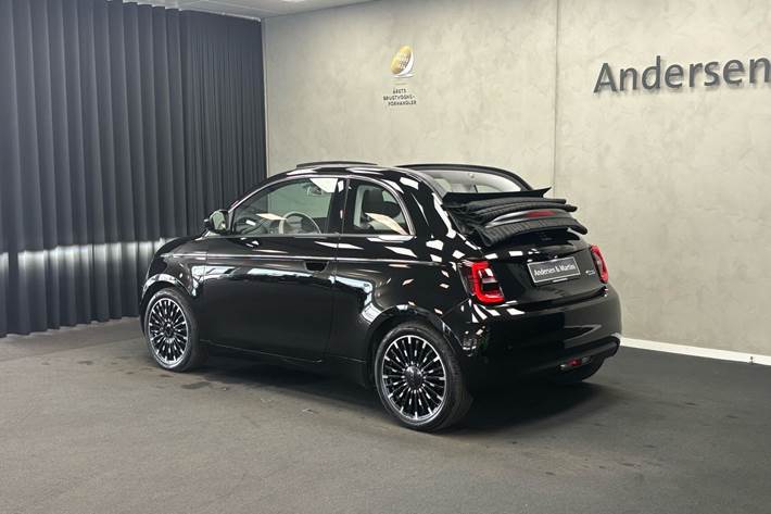 Sort Fiat 500e fra 2023