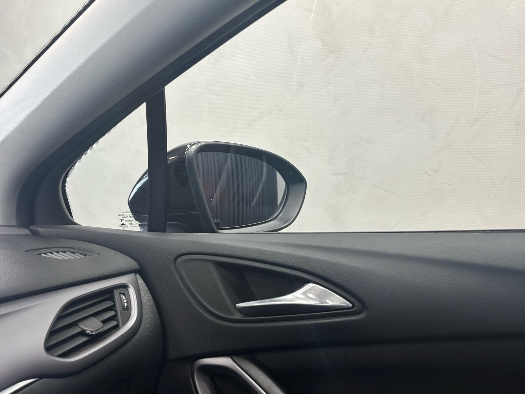 Sort Opel Astra fra 2016