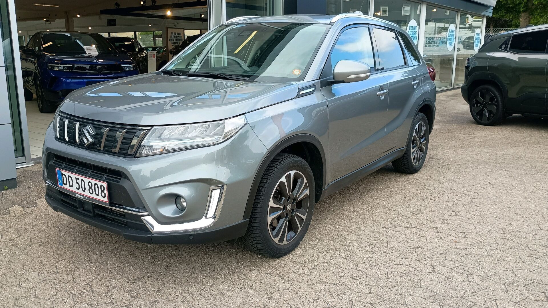 Sort Suzuki Vitara fra 2021