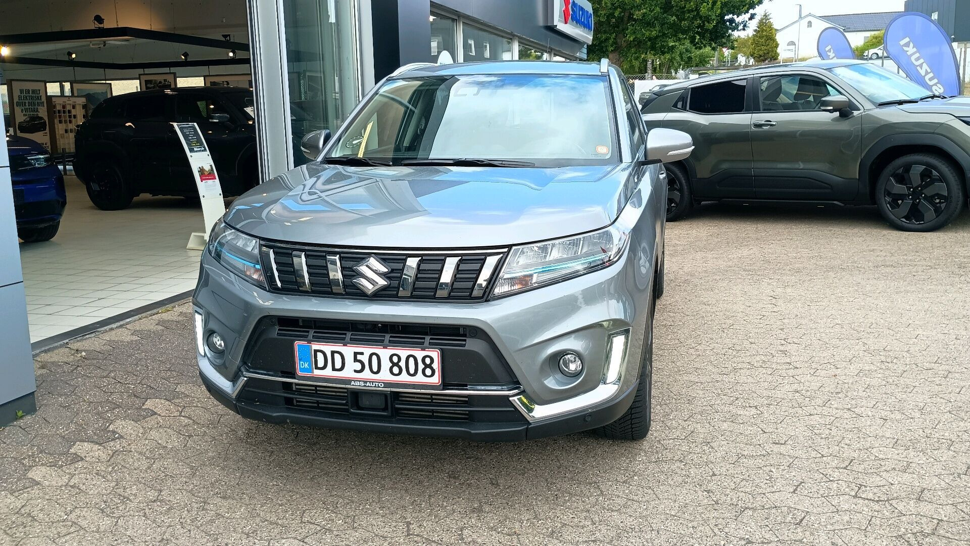 Sort Suzuki Vitara fra 2021