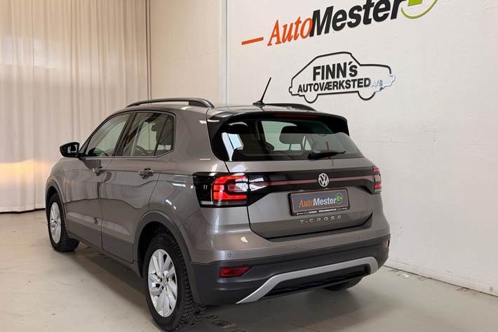Beige VW T-Cross fra 2020