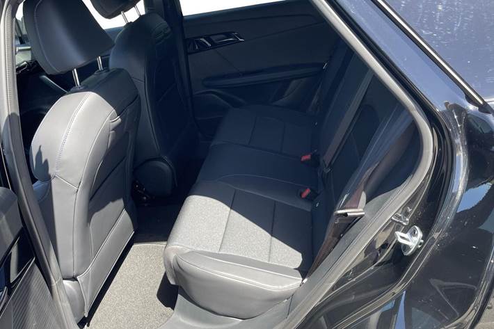 Beige MG MG4 fra 2024