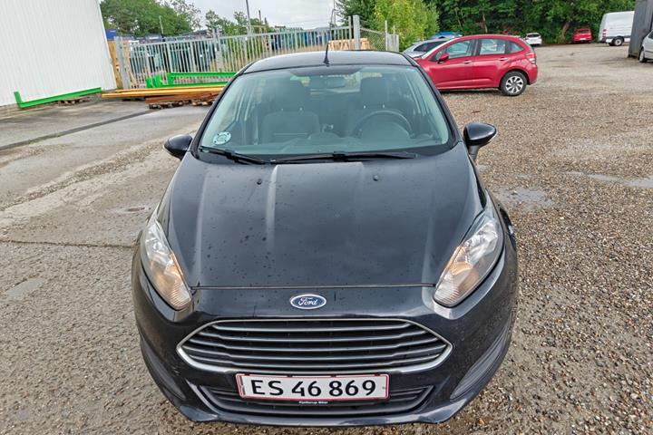 Gul Ford Fiesta fra 2014