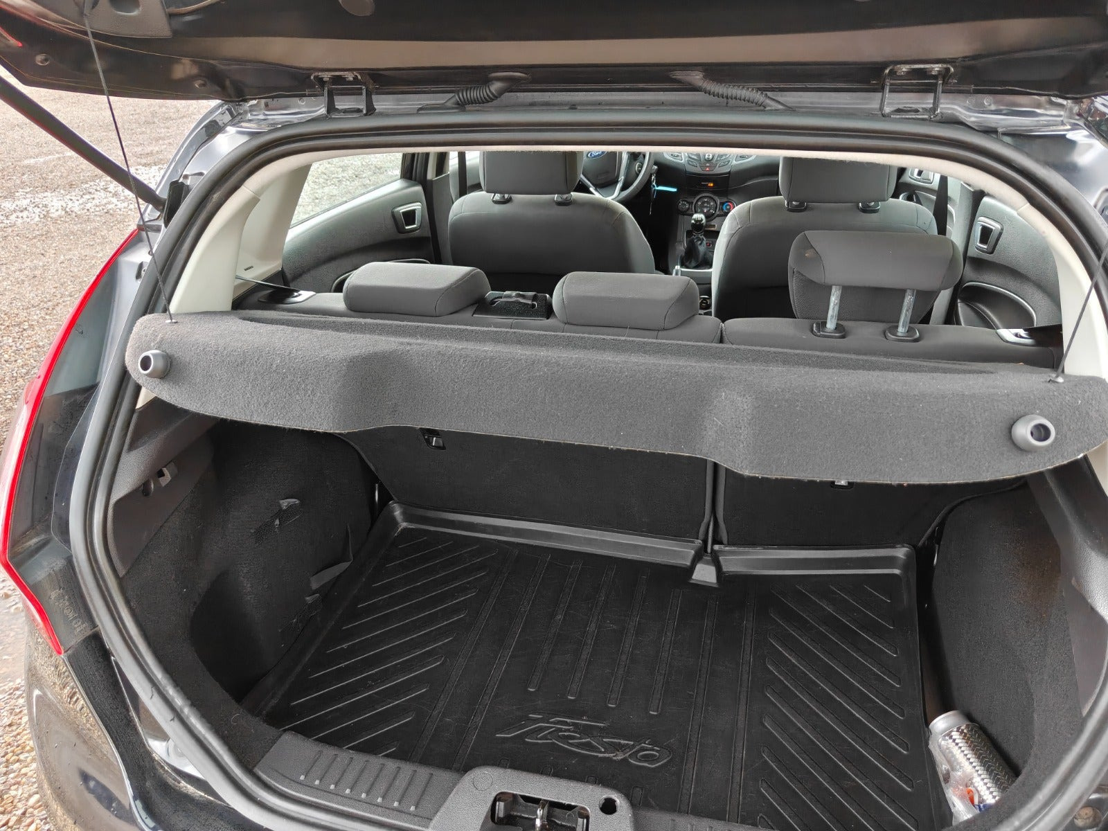 Gul Ford Fiesta fra 2014