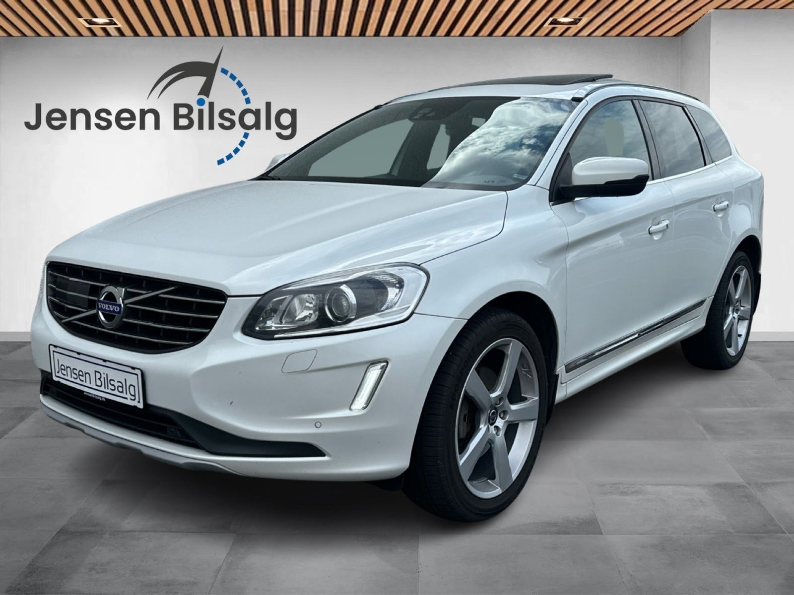 Volvo XC60 2,4 D5 220 Summum aut. AWD