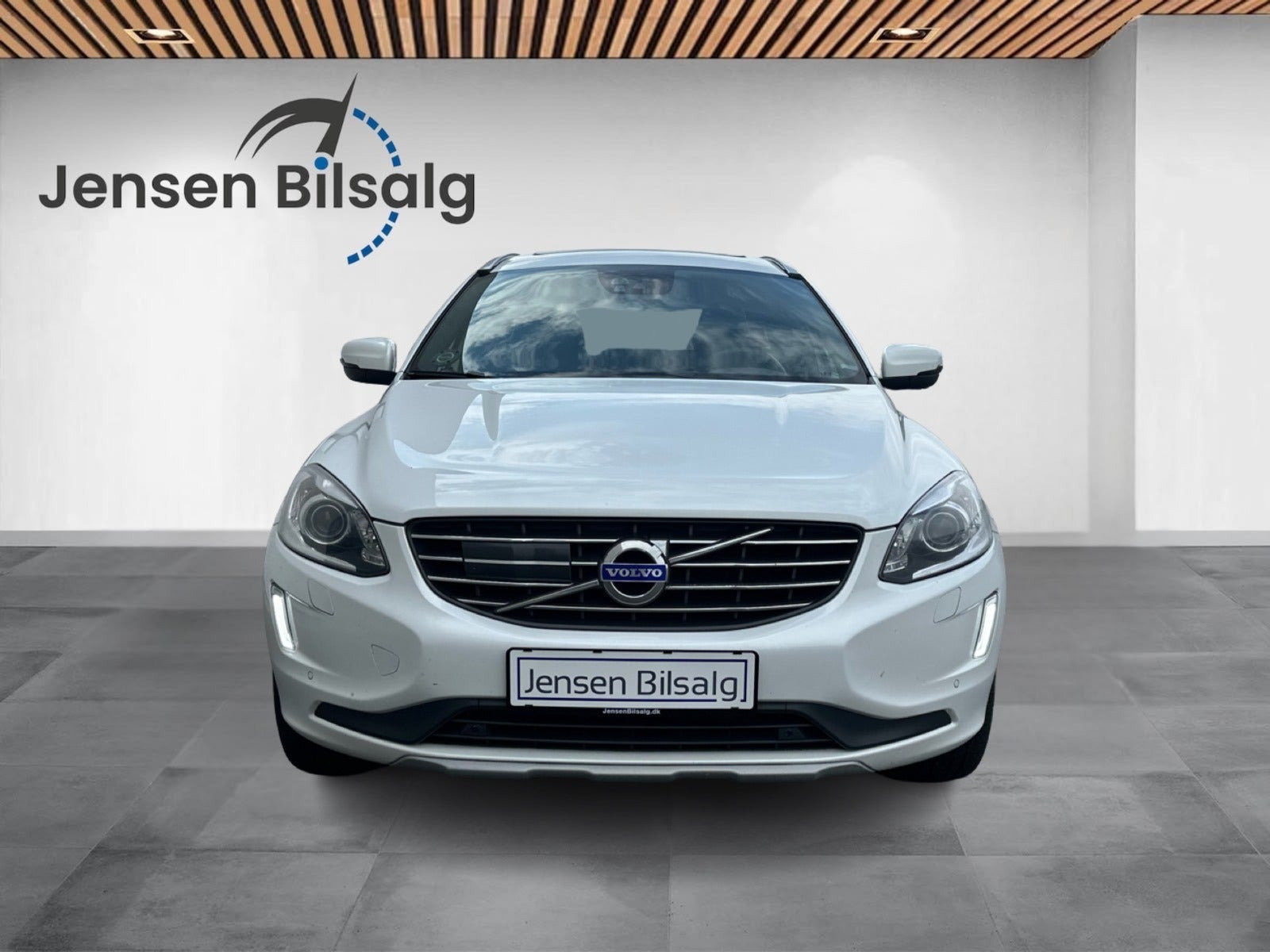 Hvid Volvo XC60 fra 2017
